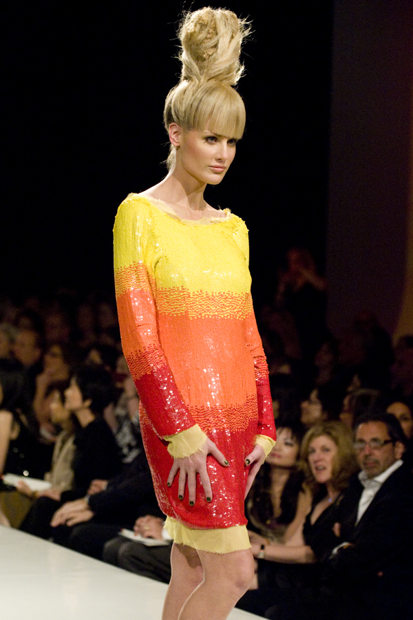 LULY YANG 2012