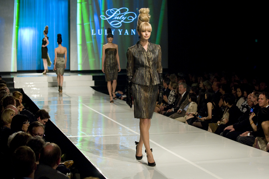 LULY YANG 2012