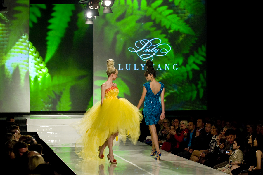 LULY YANG 2012