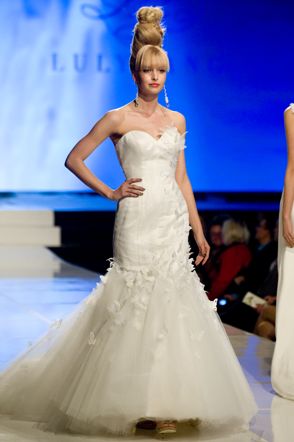 LULY YANG 2012