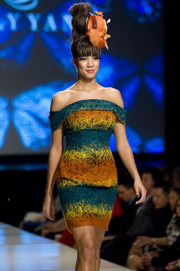 LULY YANG 2012