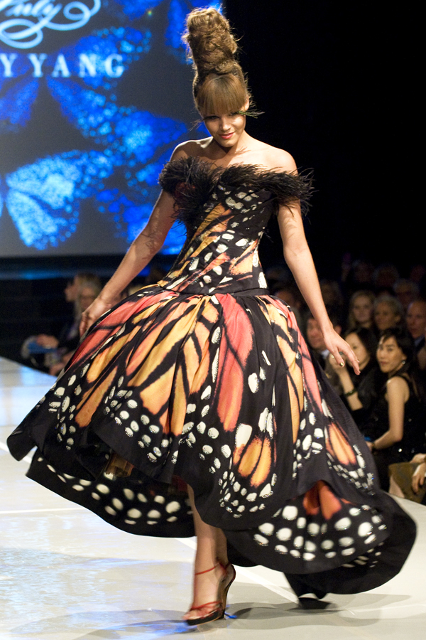 LULY YANG 2012