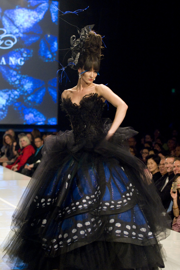LULY YANG 2012