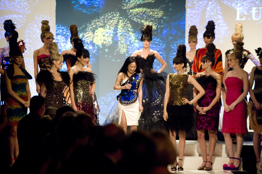 LULY YANG 2012
