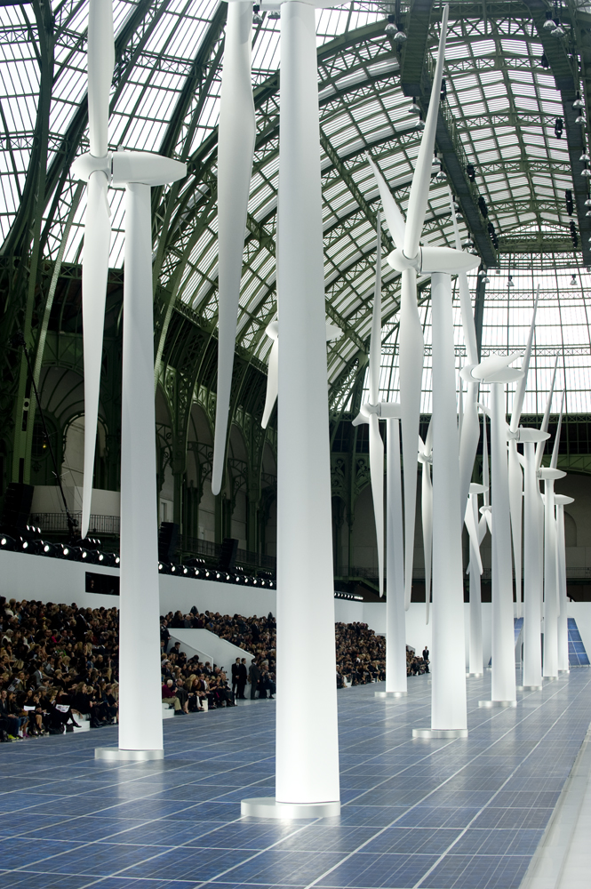 PARIS FASHION WEEK