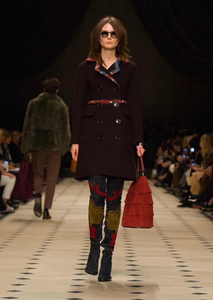 Burberry Womenswear Autumn_Winter 2015 Collection - Look 15