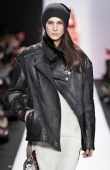 bcbg_fw13_082