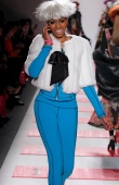 FW13 BETSEY JOHSON NEW YORK 02/10/2013