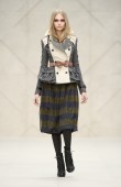 burberry_ww_aw12_look_02