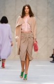 Burberry Prorsum Womenswear Spring Summer 2014 Collection