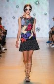 Tsumori Chisato Ready to Wear Collection Spring Summer 2015 fashion show in Paris