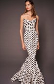 00007-zac-posen-vogue-resort-2019-pr